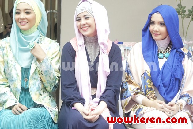 Gambar Foto Nuri Maulida,Risty Tagor dan Zaskia Sungkar di Pembukaan Miss Moz Moslem Center Surabaya