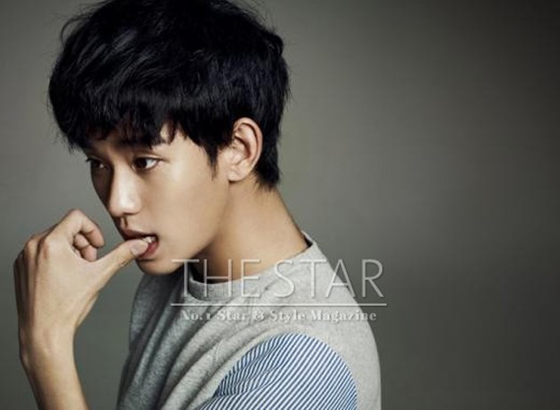 Gambar Foto Kim Soo Hyun di Majalah The Star Edisi Juni 2013