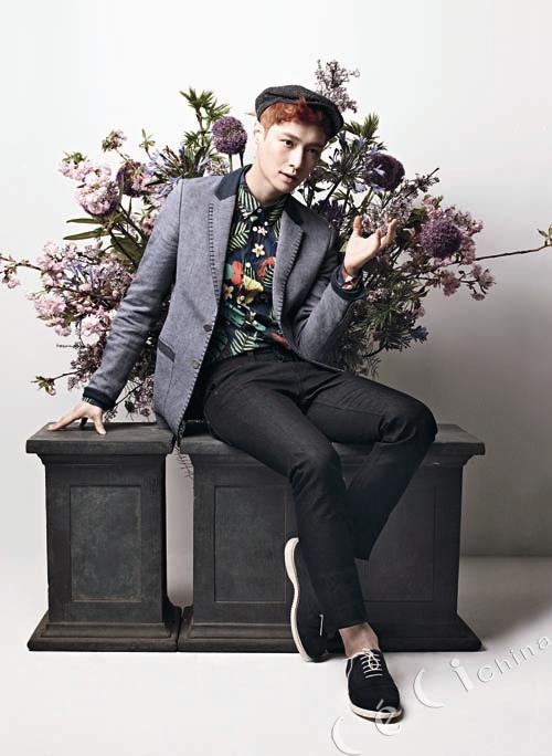 Gambar Foto Lay EXO di Majalah CeCi Edisi Juni 2013