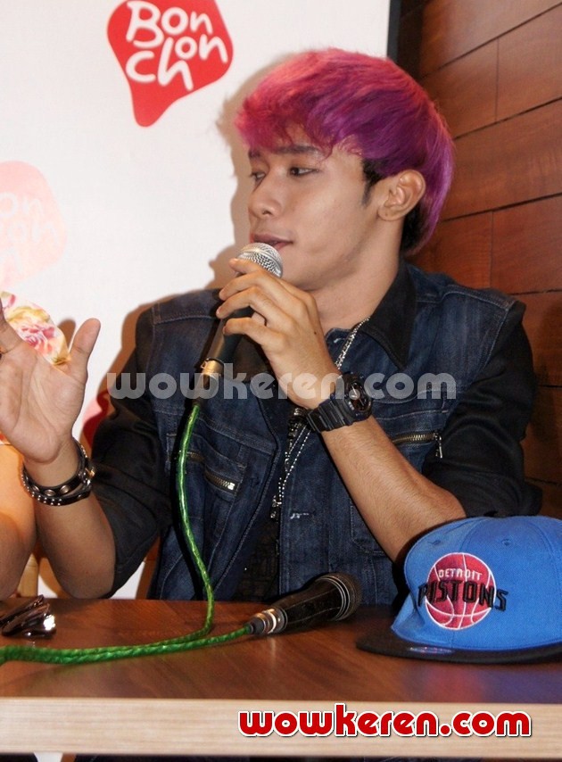 Gambar Foto S4 di Acara Grand Launching BonChon Indonesia