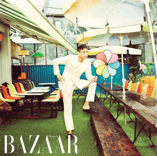 Gambar Foto Chun Jung Myung di Majalah Harper's Bazaar Edisi Agustus 2013