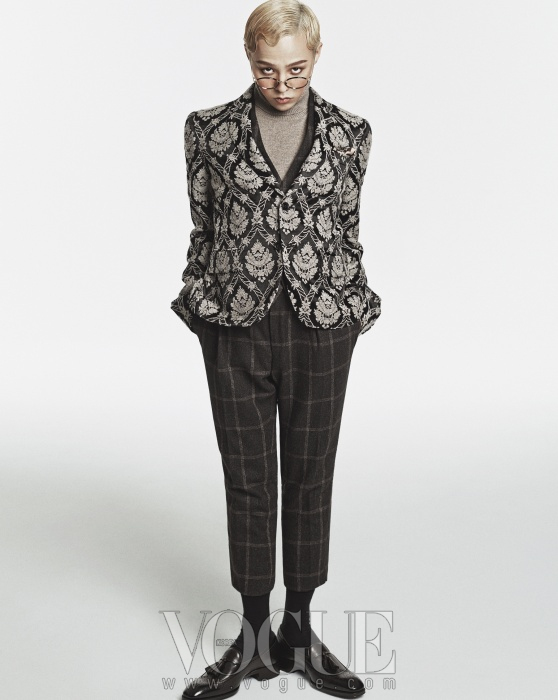 Gambar Foto G-Dragon di Majalah Vogue Korea Edisi Agustus 2013