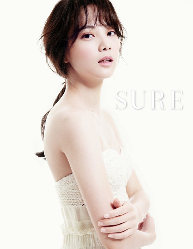 Gambar Foto Yoon Seung Ah di Majalah Sure Edisi Agustus 2013