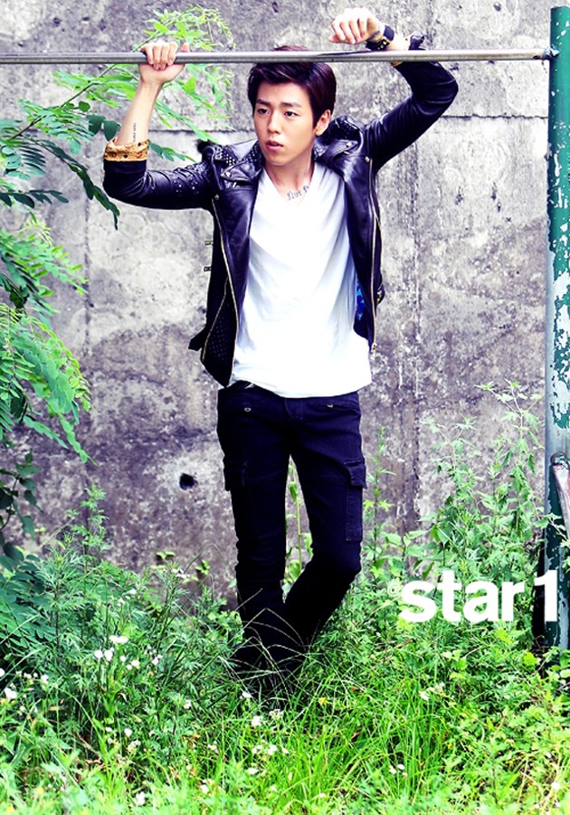 Gambar Foto Lee Hyun Woo di Majalah @Star1 Edisi Agustus 2013