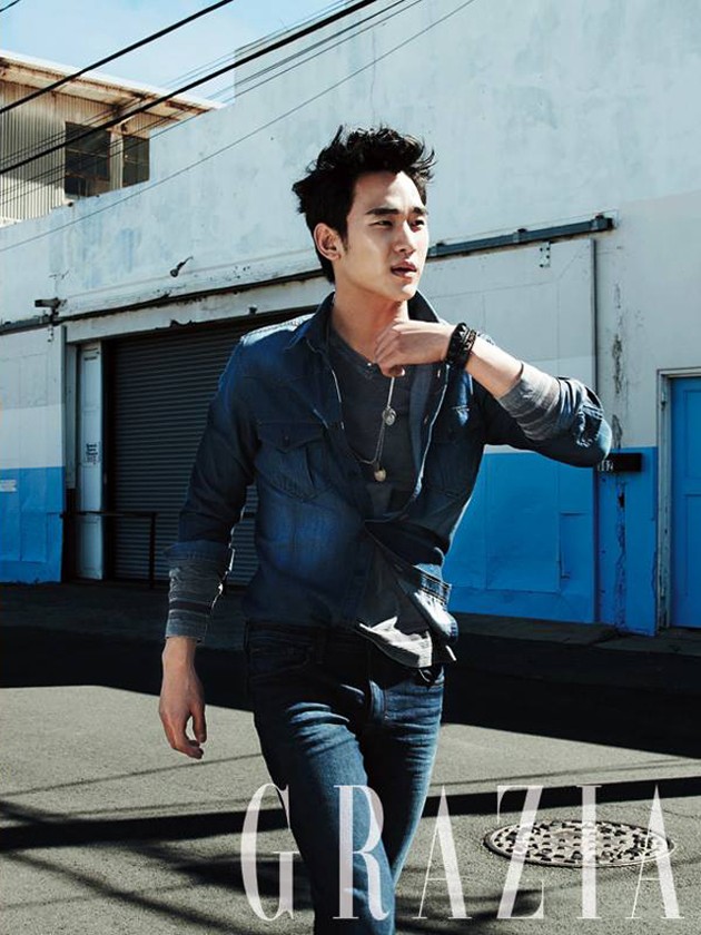 Gambar Foto Kim Soo Hyun di Majalah Grazia Edisi Agustus 2013