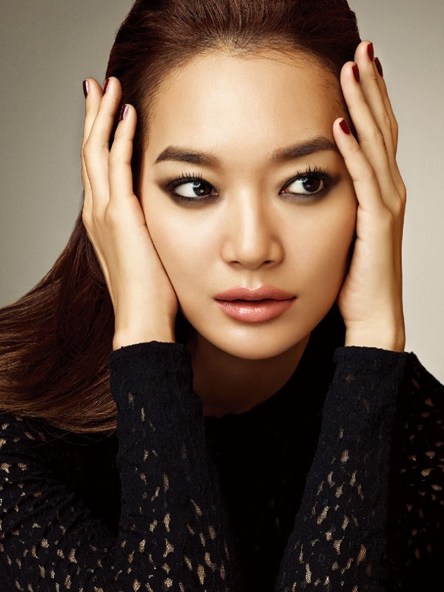 Шин мин а. Актриса шин мин а. shin min ah  신민아 2025. шин мин а ямочки.