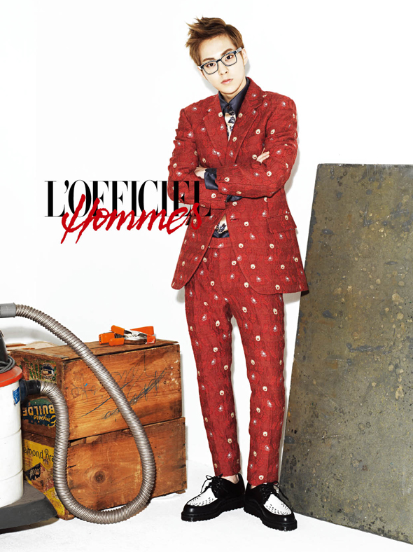 Gambar Foto Xiumin EXO di Majalah L'Officiel Hommes Edisi Agustus 2013
