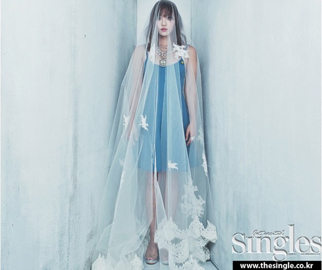 Gambar Foto Eugene di Majalah Singles Edisi Agustus 2013