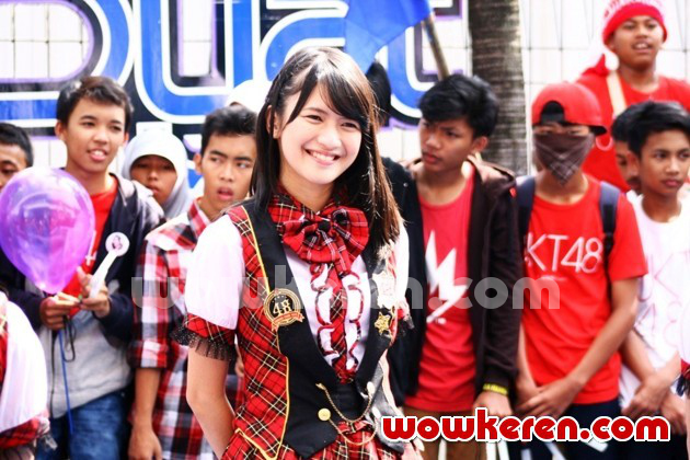 Gambar Foto Viny JKT48 di 'Dahsyat' Spesial HUT RI