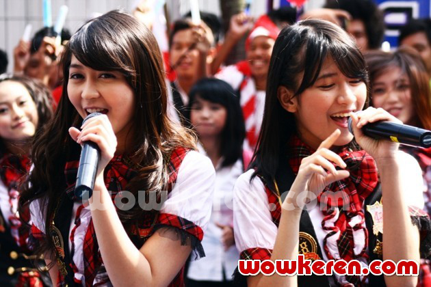 Gambar Foto Ve dan Viny JKT48 di 'Dahsyat' Spesial HUT RI