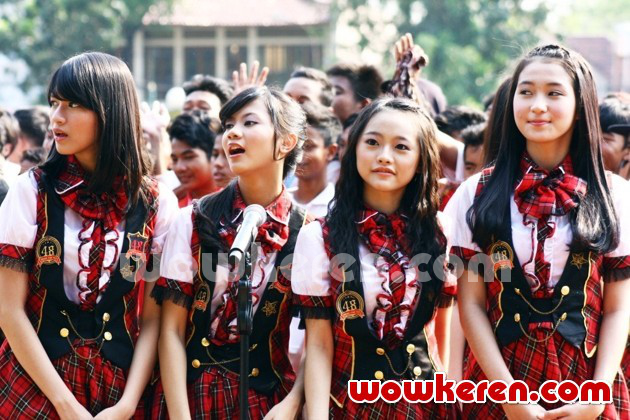 Gambar Foto Viny, Noella, Rona dan Octi JKT48 Saat Perayaan HUT RI ke-68
