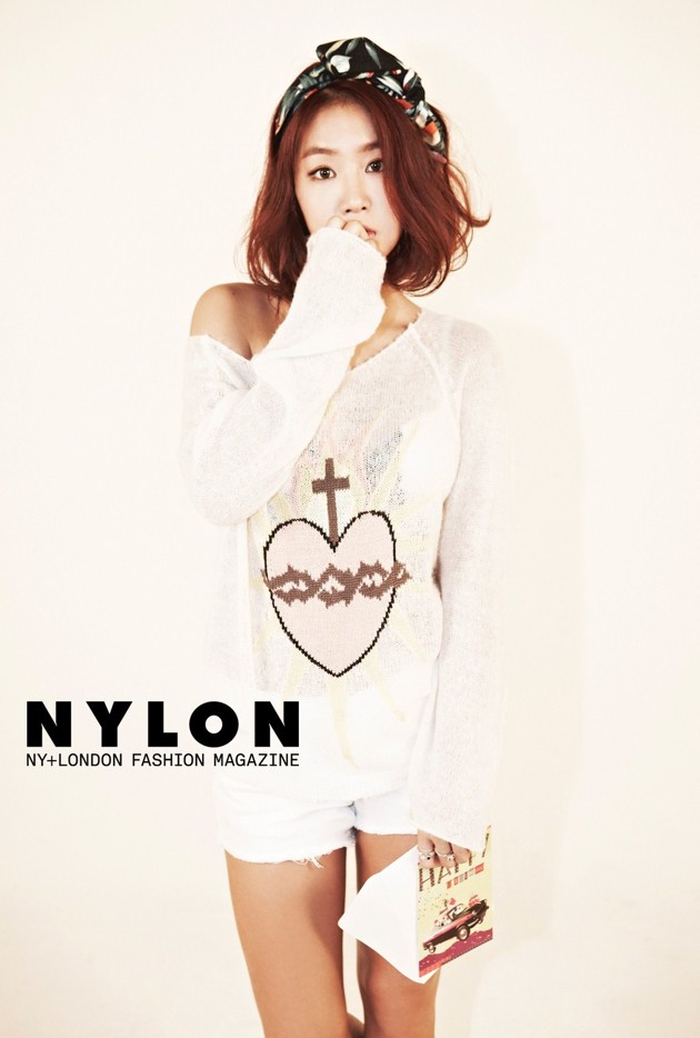 Gambar Foto Soyou Sistar di Majalah NYLON Edisi September 2013