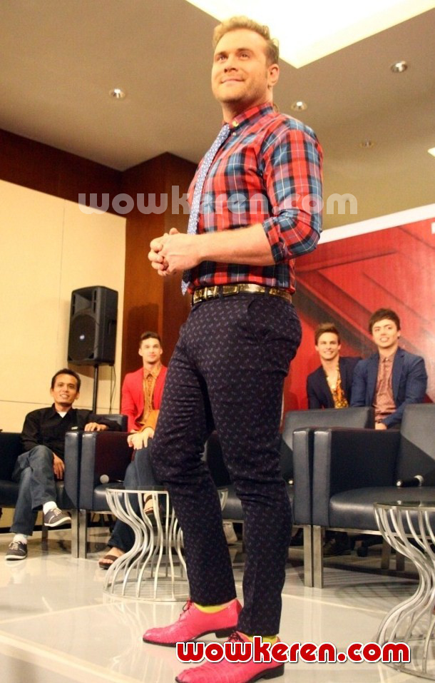 Gambar Foto Daniel Bedingfield Saat Jumpa Pers 'X-Factor Around the World'