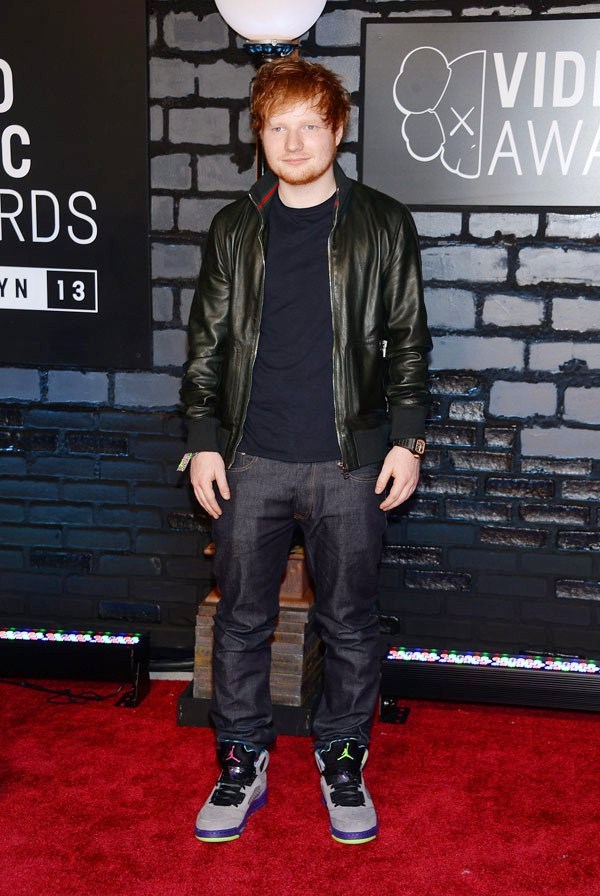 Gambar Foto Ed Sheeran di Red Carpet MTV Video Music Awards 2013