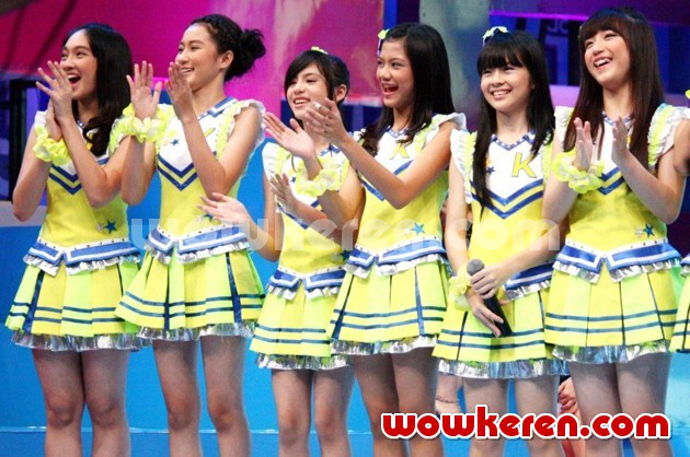 Gambar Foto JKT48 Saat Tampil di Acara Musik 'Dahsyat'