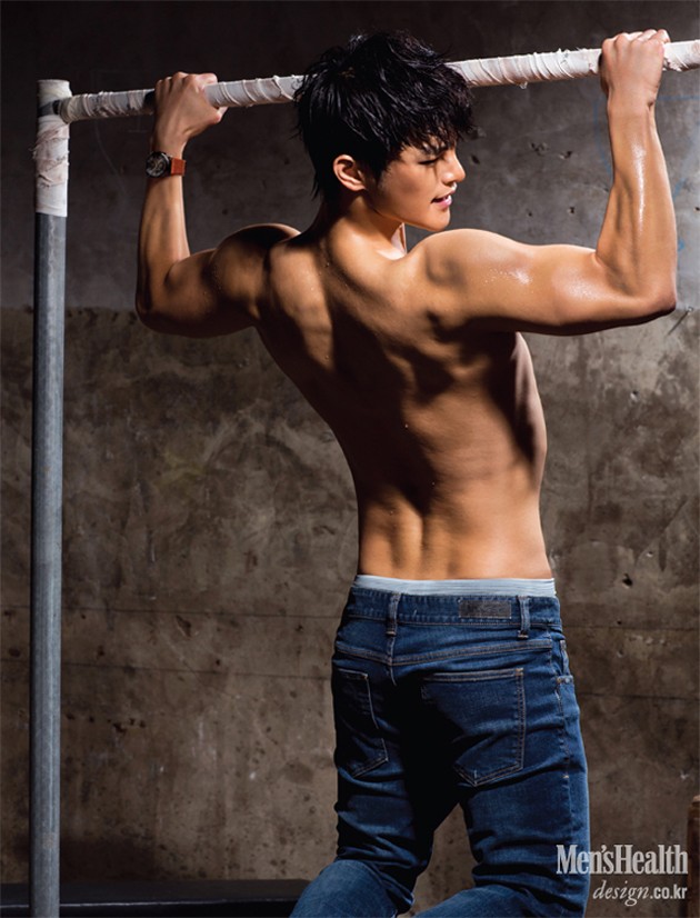 Gambar Foto Seo In Guk di Majalah Men's Health Edisi September 2013