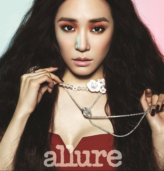 Gambar Foto Tiffany Girls' Generation di Majalah Allure Edisi September 2013