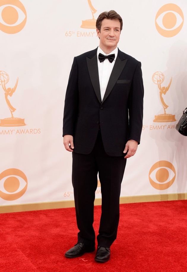 Gambar Foto Nathan Fillion di Red Carpet Emmy Awards 2013