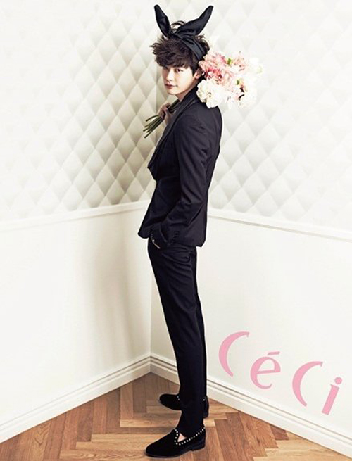 Gambar Foto Lee Jong Suk di Majalah CeCi Edisi Oktober 2013