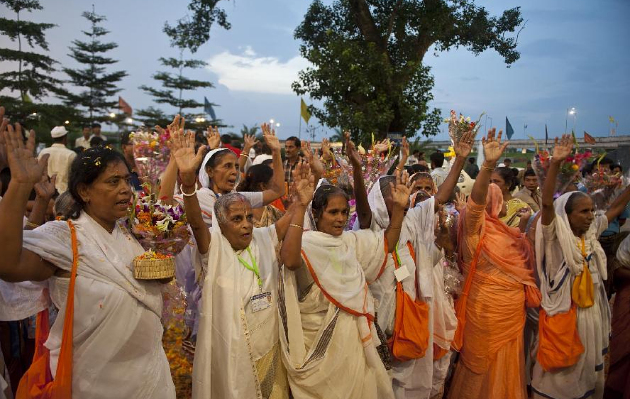 Gambar Foto Kemeriahan Festival Durga Puja di Kolkata