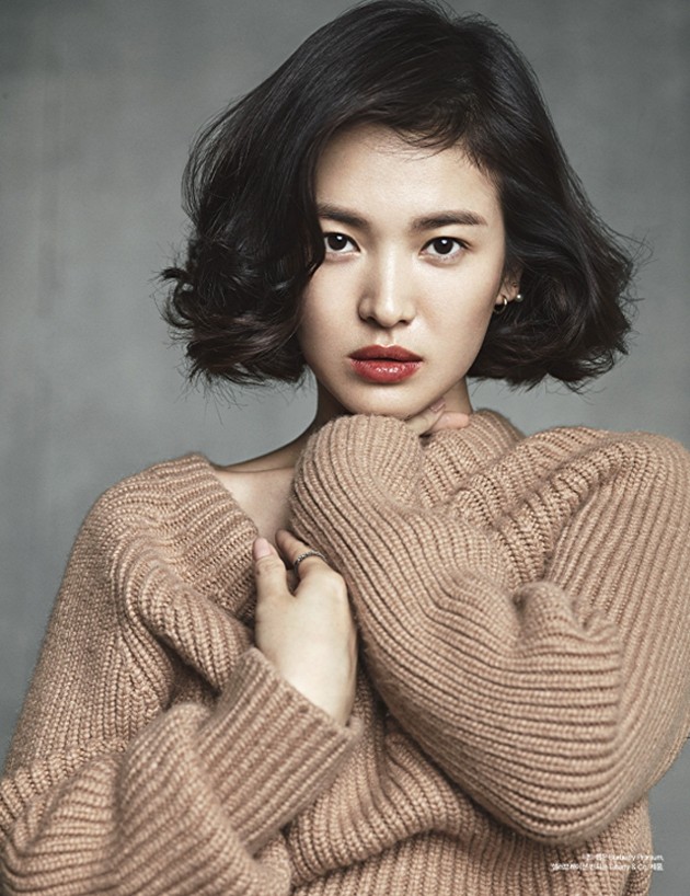 Gambar Foto Song Hye Kyo di Majalah Harper's Bazaar Edisi Oktober 2013