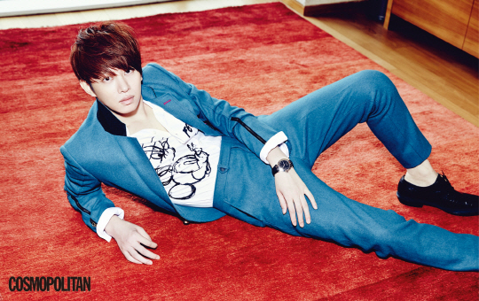 Gambar Foto Kim Heechul Super Junior di Majalah Cosmopolitan Edisi Oktober 2013