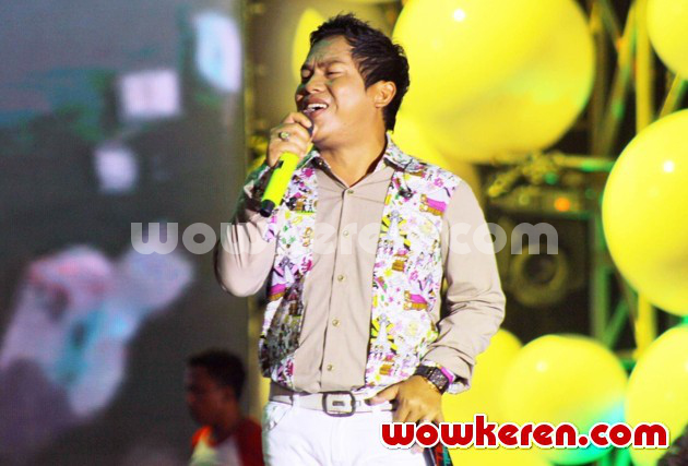 Gambar Foto Aksi Panggung Wali di Konser 'Persembahan Cinta 22 MNCTV'