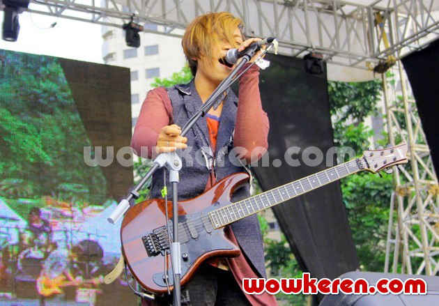 Gambar Foto J-Rocks Saat Tampil di 'HaiDay 2013'