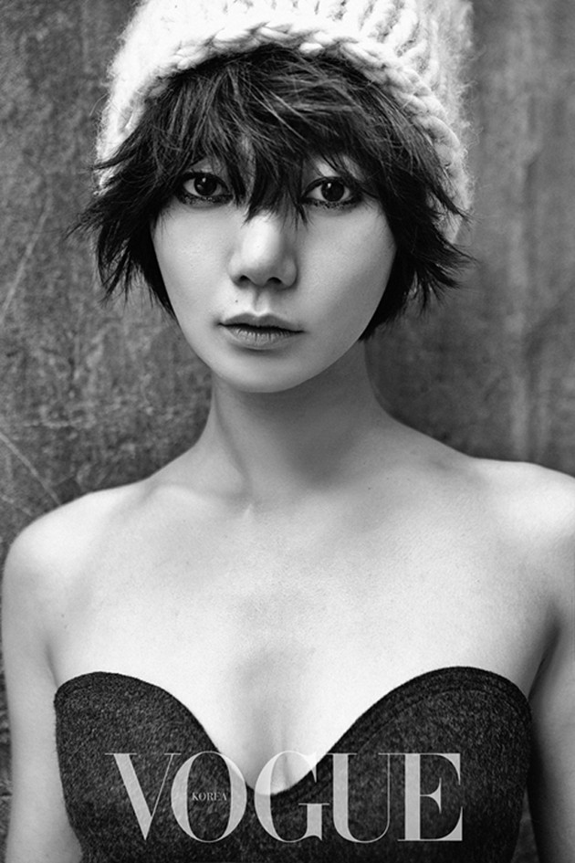 Gambar Foto Bae Doona di Majalah Vogue Korea Edisi November 2013