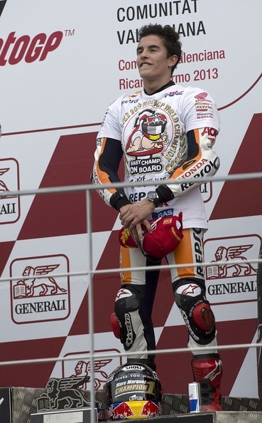 Gambar Foto Marc Marquez Juara 3 MotoGP Valencia Sekaligus Juara Dunia 2013