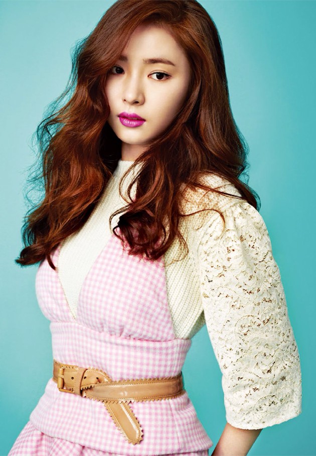 Gambar Foto Shin Se Kyung di Majalah Allure Edisi November 2013