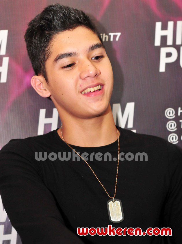 Gambar Foto Al Ghazali di Acara 'Hitam Putih'