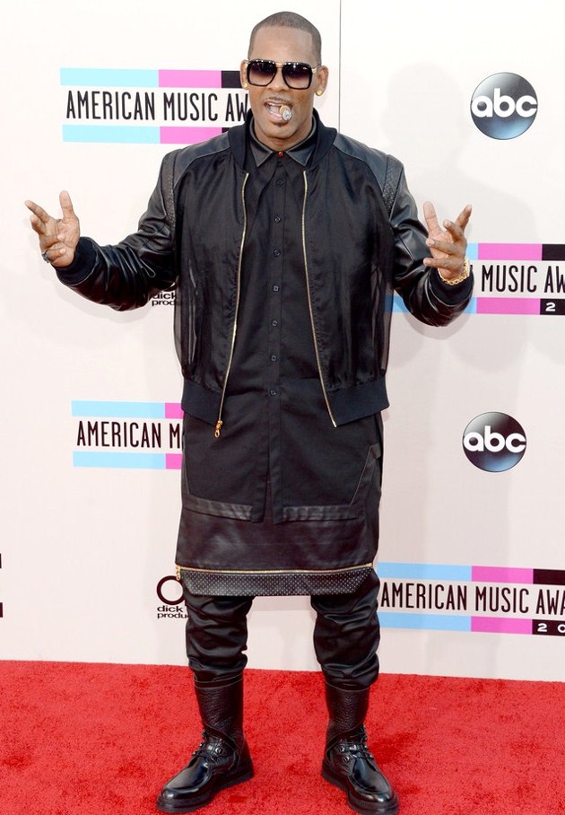 Gambar Foto R. Kelly di Red Carpet American Music Awards 2013