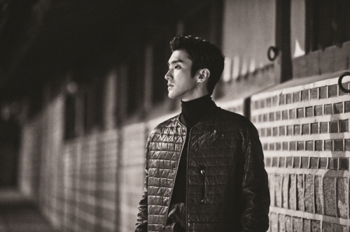 Gambar Foto Choi Siwon Super Junior di Majalah L'uomo Vogue Edisi November 2013
