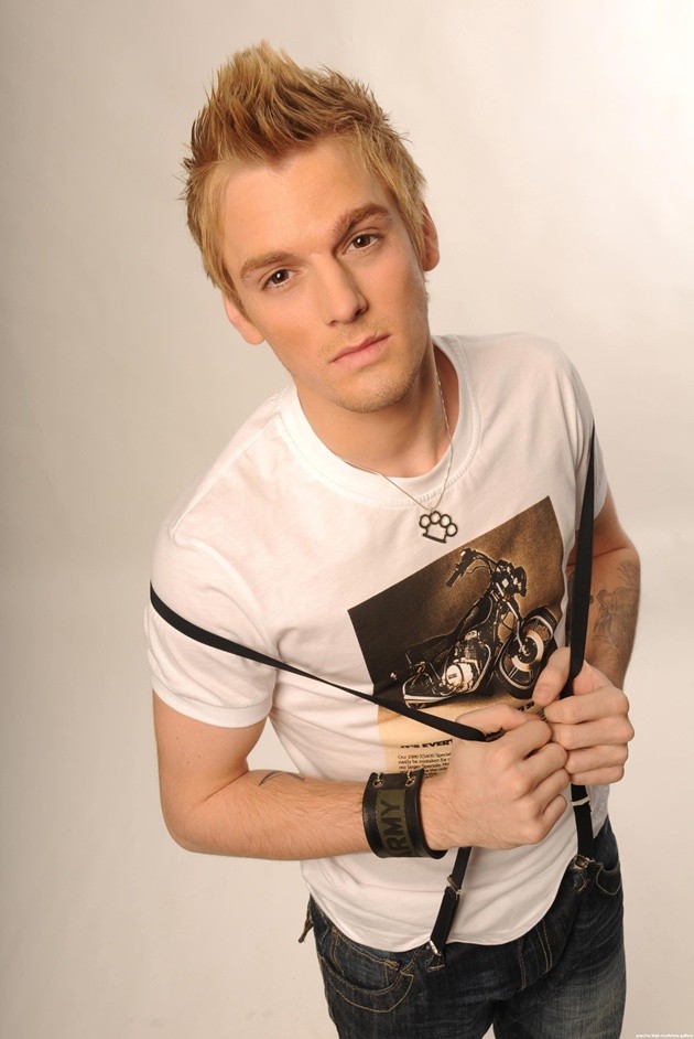 Gambar Foto Photoshoot Aaron Carter - Foto 2 dari 13