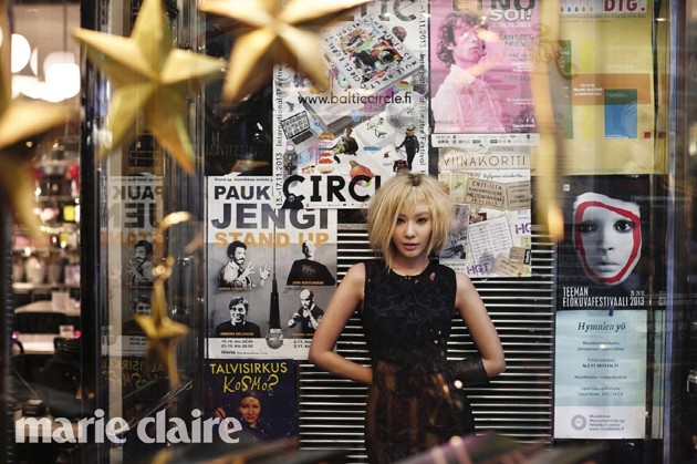 Gambar Foto Kim Ah Joong di Majalah Marie Claire Edisi Desember 2013