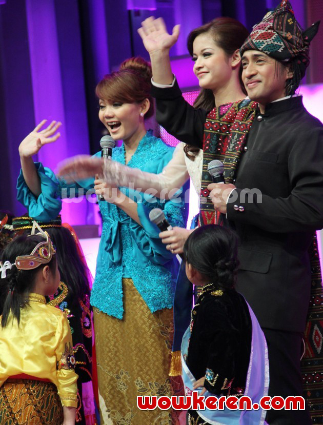 Gambar Foto Rina Nose dan Irfan Hakim Saat Tampil di Acara 'Aku Princess'