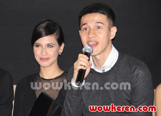 Gambar Foto Pevita Pearce dan Herjunot Ali Saat Premiere Film 'Tenggelamnya Kapal Van Der Wijck'