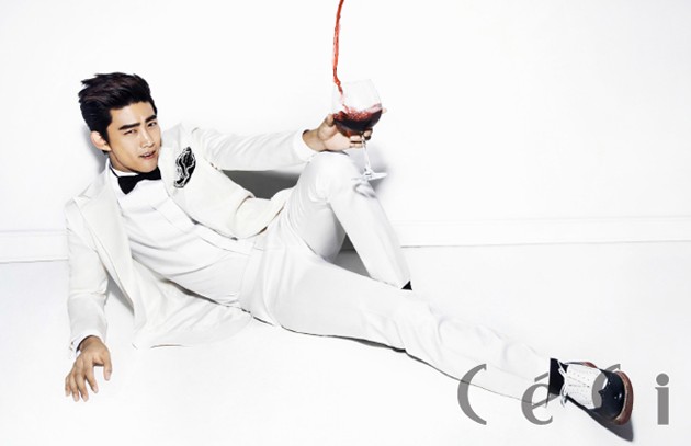 Gambar Foto Taecyeon 2PM di Majalah CeCi Edisi Desember 2013