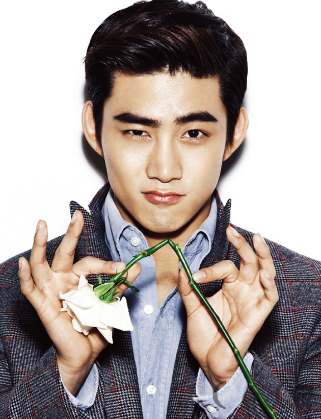 Gambar Foto Taecyeon 2PM di Majalah CeCi Edisi Desember 2013
