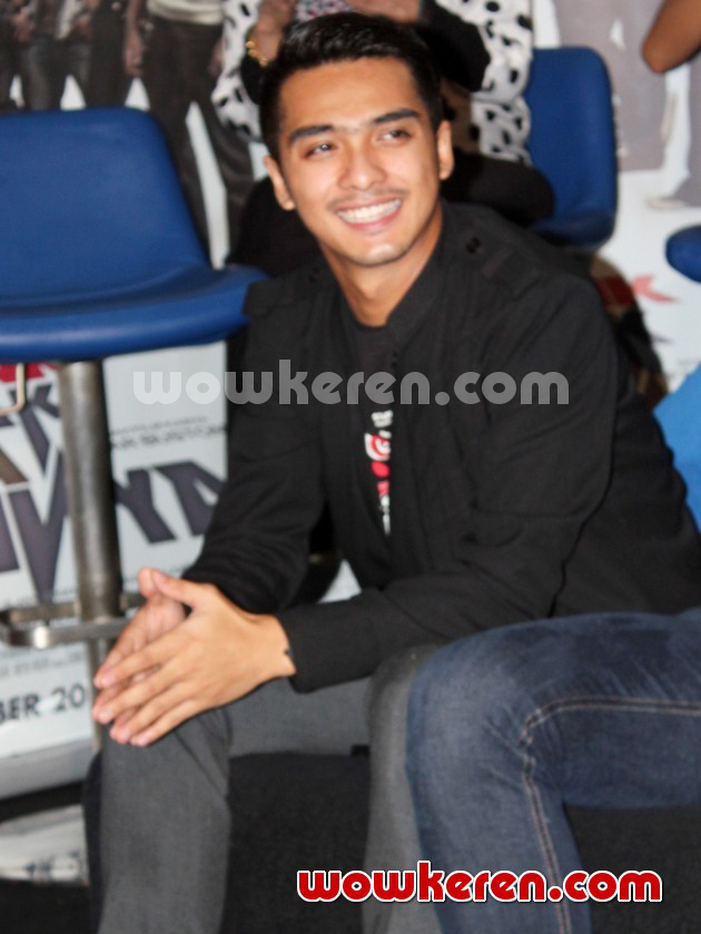 Gambar Foto Ricky Harun di Jumpa Pers Film 'Slank Nggak Ada Matinya'
