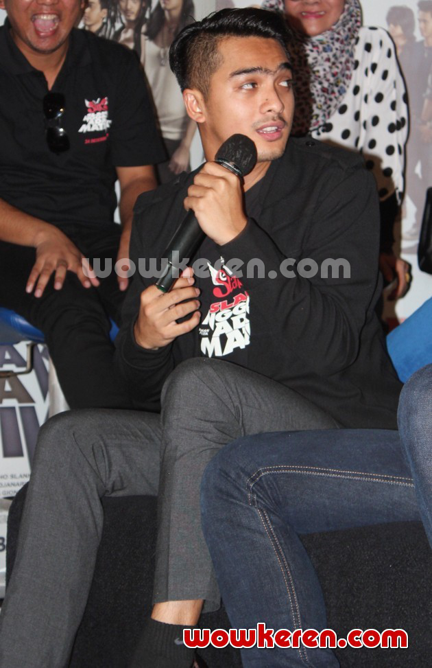 Foto Ricky Harun dan Jessica Mila Saat Syuting Sinetron 'Ganteng-Ganteng Serigala' - Foto 2 dari 50