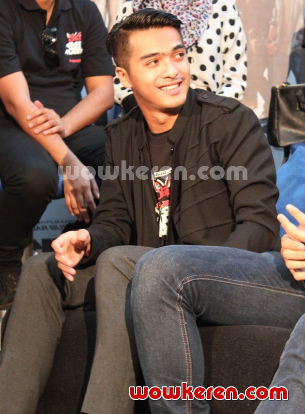 Gambar Foto Ricky Harun di Jumpa Pers Film 'Slank Nggak Ada Matinya'