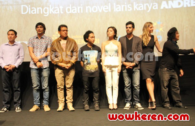 Gambar Foto Gala Premiere Film 'Laskar Pelangi Sekuel 2: Edensor'