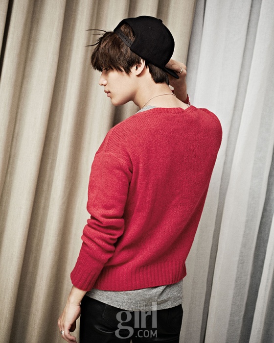 Gambar Foto Taemin SHINee di Majalah Vogue Girl Edisi Desember 2013