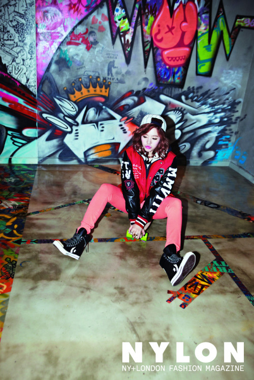 Gambar Foto Sunny Girls' Generation di Majalah NYLON Edisi Desember 2013