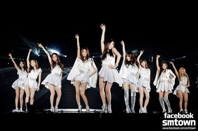 Gambar Foto Girls' Generation Saat Tampil di Konser 'SMTOWN WEEK' 'Marchen Fantasy'