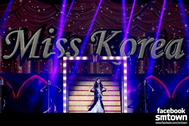Gambar Foto Penampilan Solo Jessica Nyanyikan Lagu 'Miss Korea'