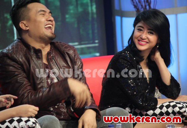 Gambar Foto Saiful Jamil dan Dewi Persik di Acara 'Buka-Bukaan'