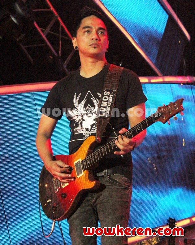 Gambar Foto Ungu Saat Tampil di Konser 'Gempita 2014'